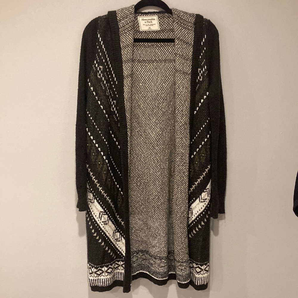 Abercrombie & Fitch Women's Aztec Print Knitted Long Cardigan Sweater